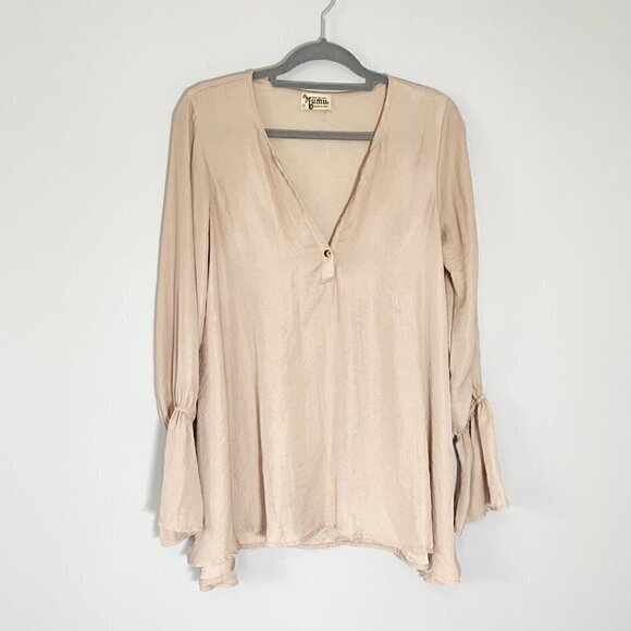 Show Me Your Mumu neutral beige tan flowy oversized gathered wrist top - Picture 1 of 8
